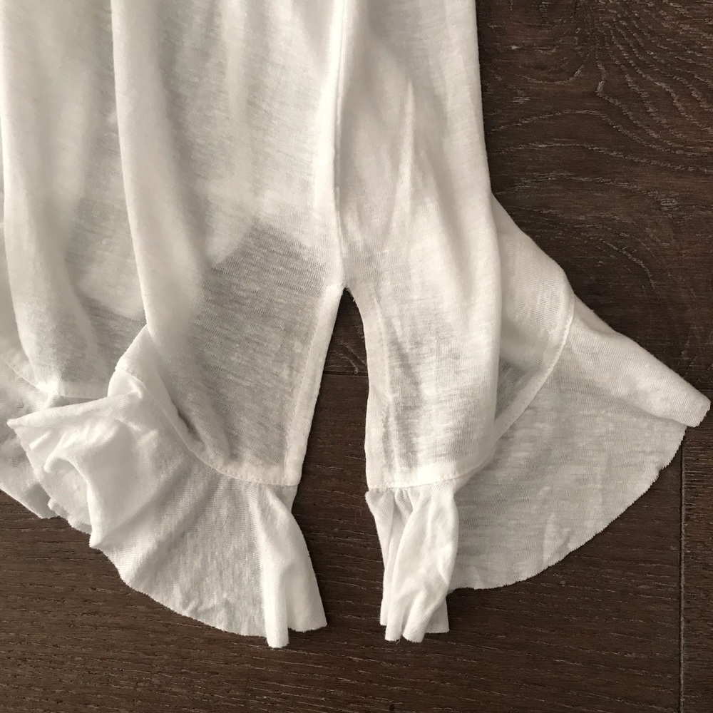 Hinge Ruffle Hem Tank - Picture 5 of 6
